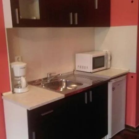 Apartment студио морски бряг-лозенец *